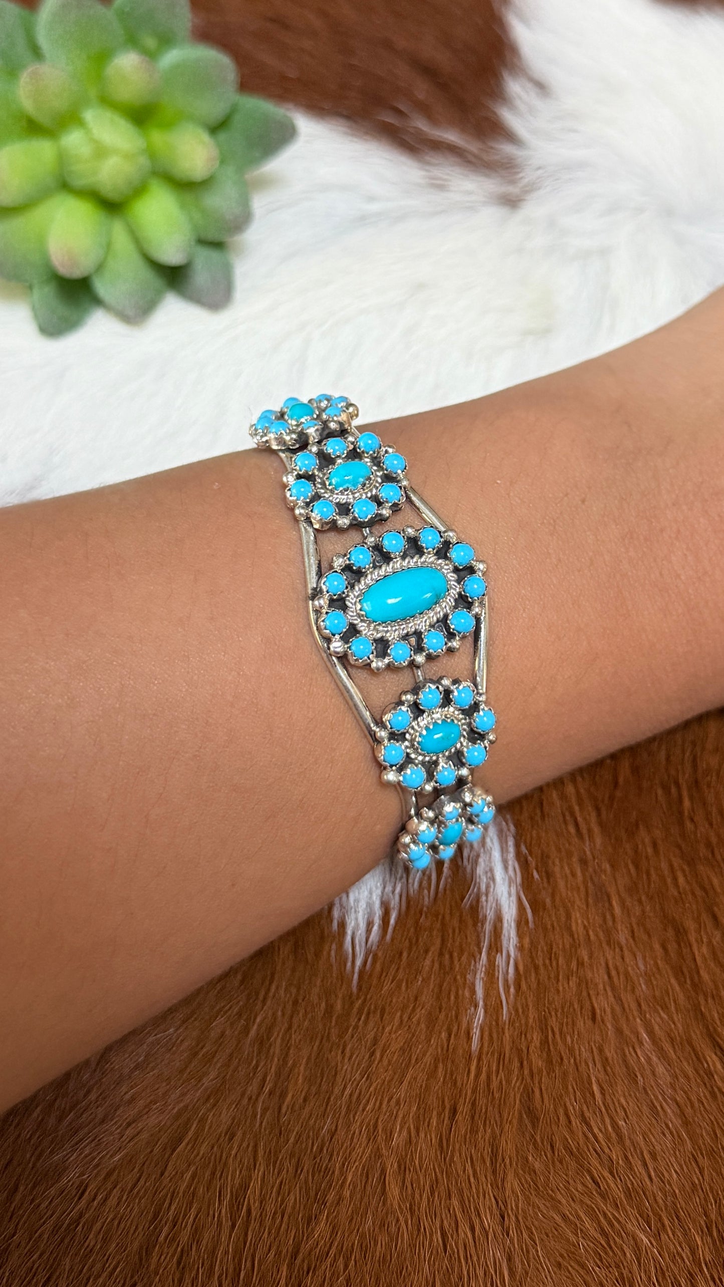 Native made Turquoise clusters cuff