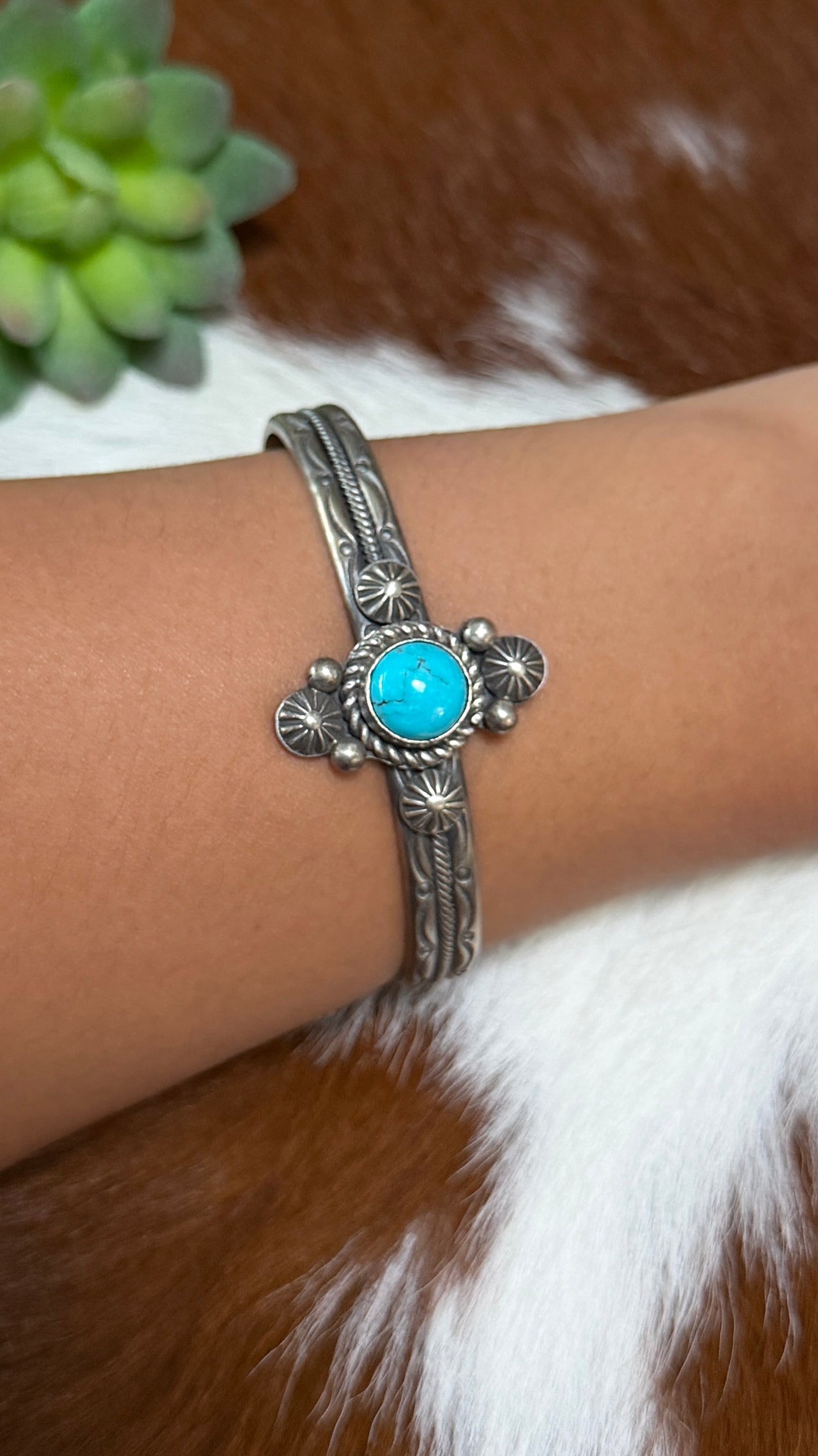 Native made turquoise cuff